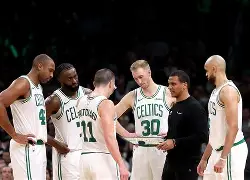 季后赛希望渺茫！山猫不敌尼克斯