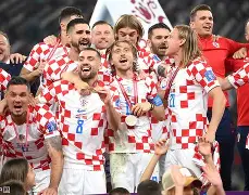 斯洛伐克队取胜土耳其，成为比赛黑马(斯洛伐克球队实力)